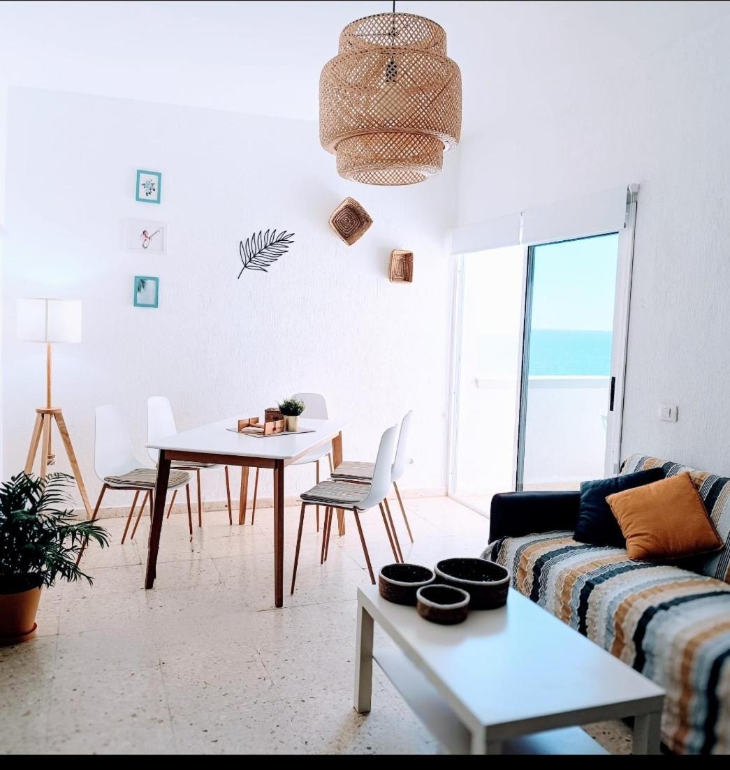 Seaview Apartment, Playa Chica, Las Gaviotas, Apartamento 311 Санта-Крус-де-Тенерифе Экстерьер фото